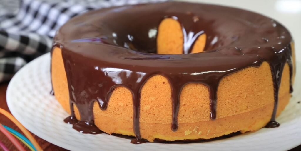 Bolo de cenoura vegano