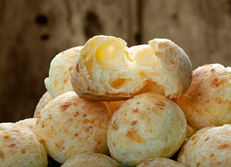 Receita de pão de queijo simples