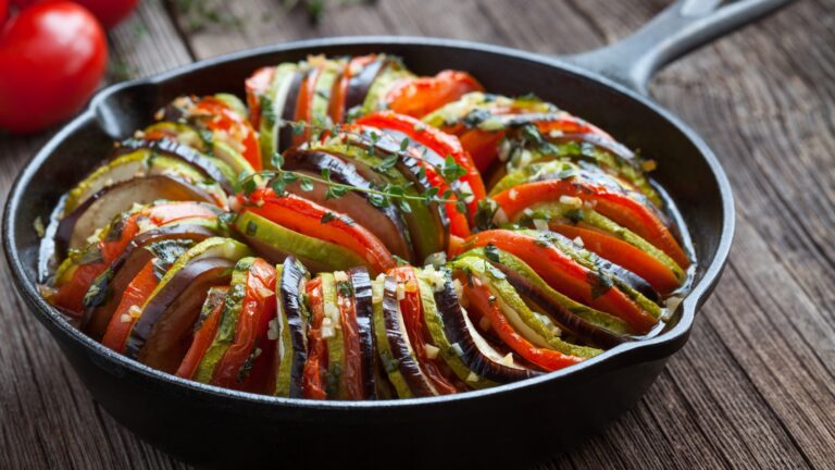 O Infame Ratatouille | Atendimento para 4 pessoas | Super Delicioso Receita!